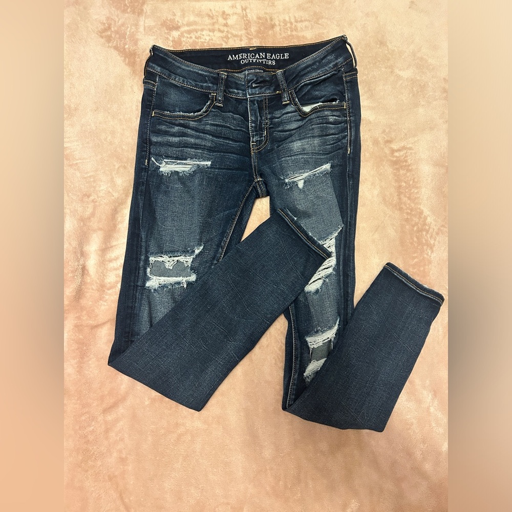 American eagle distressed skinny jeans